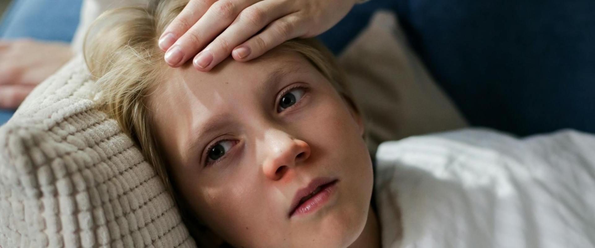 Gorączka 40 stopni u dziecka – jak reagować krok po kroku?